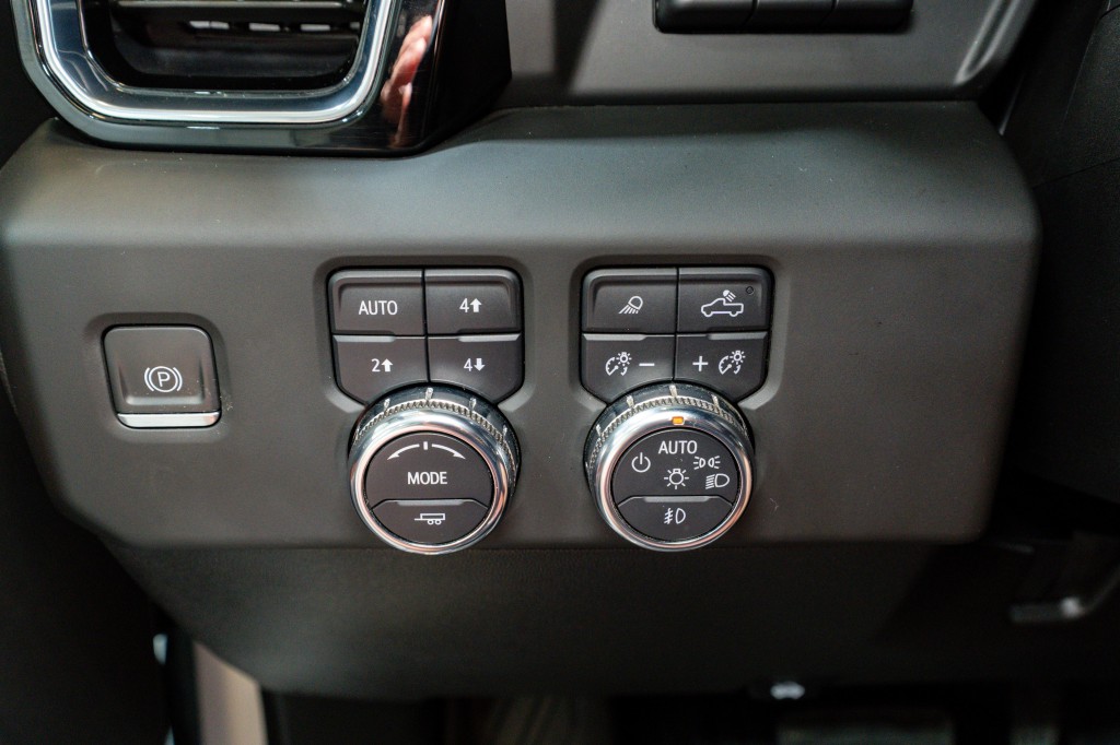 2024 GMC Sierra 2500 Image 35
