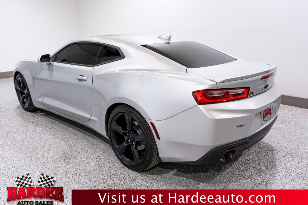 2017 Chevrolet Camaro Image 3