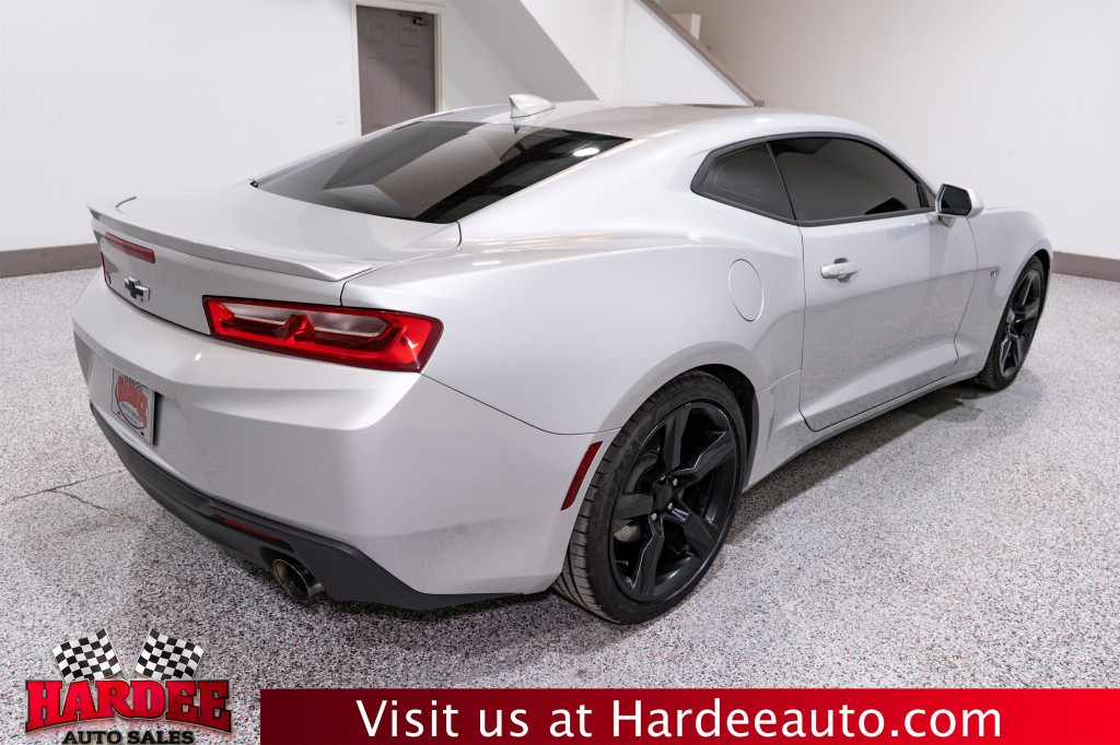 2017 Chevrolet Camaro Image 5