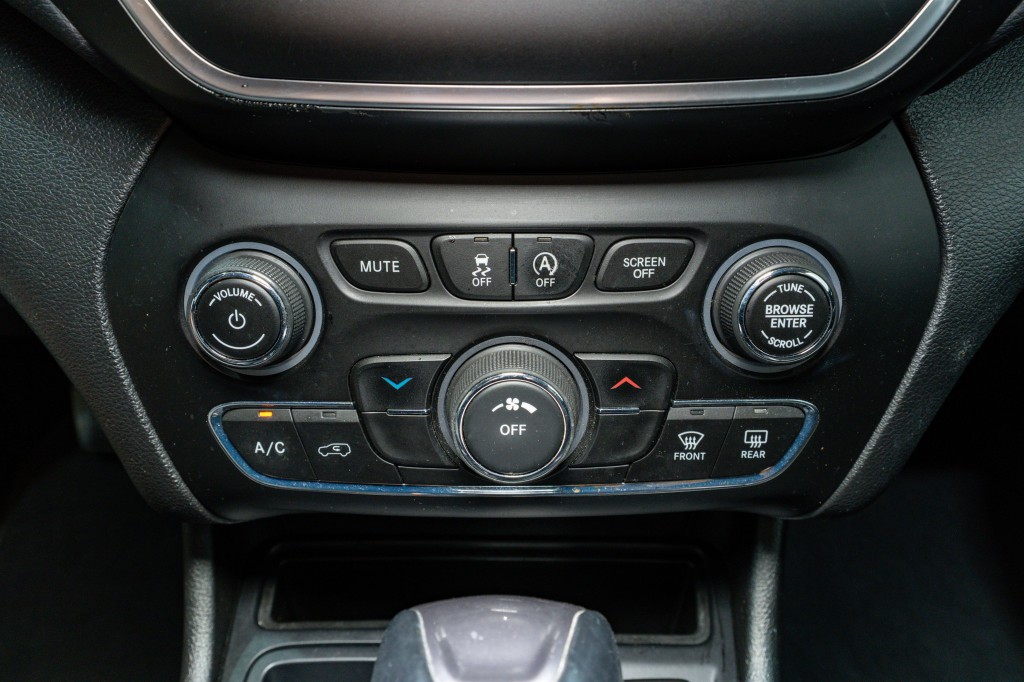 2019 Jeep Cherokee Image 18