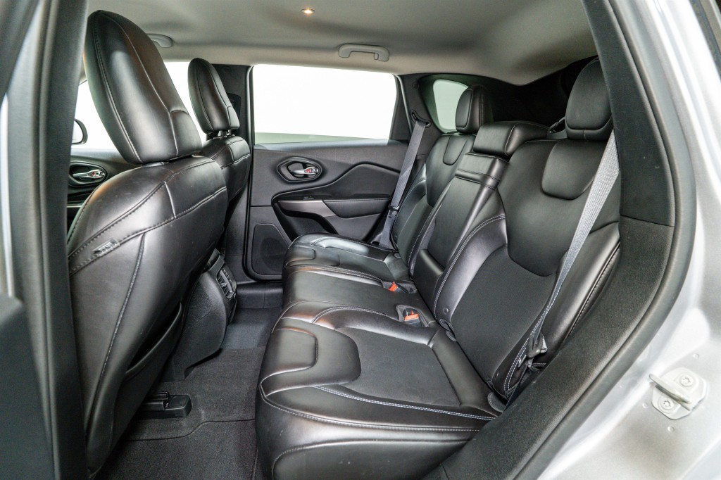 2019 Jeep Cherokee Image 27