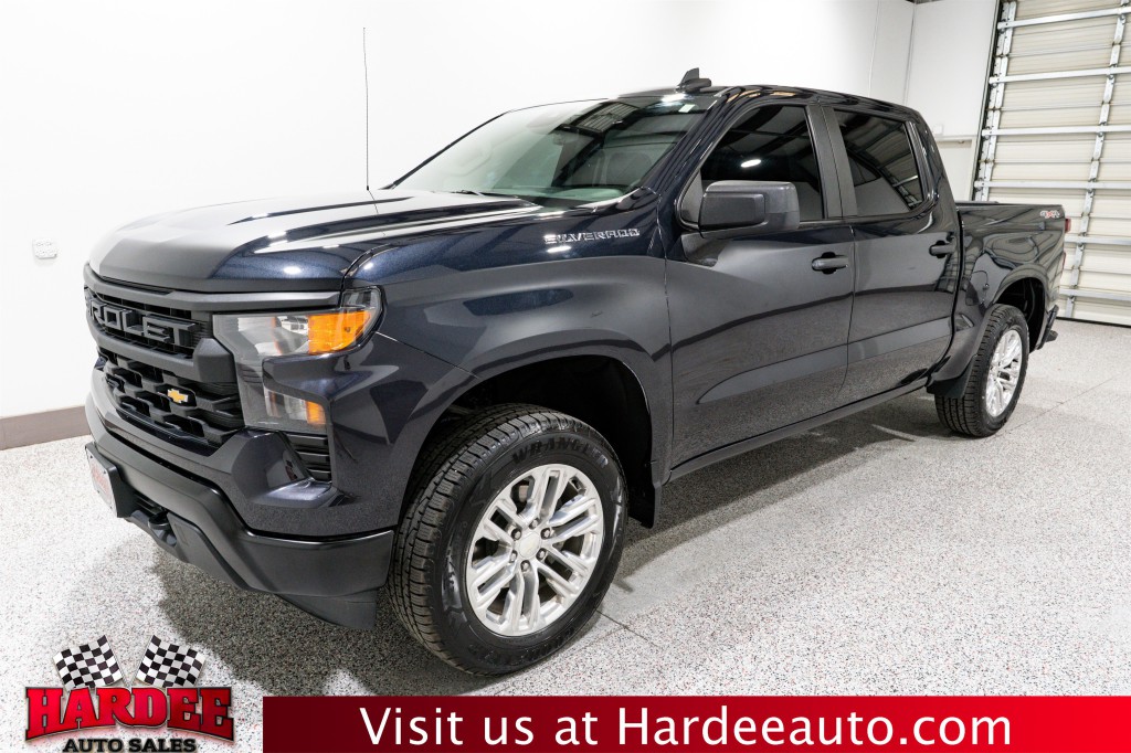 2024 Chevrolet Silverado 1500 Image 2