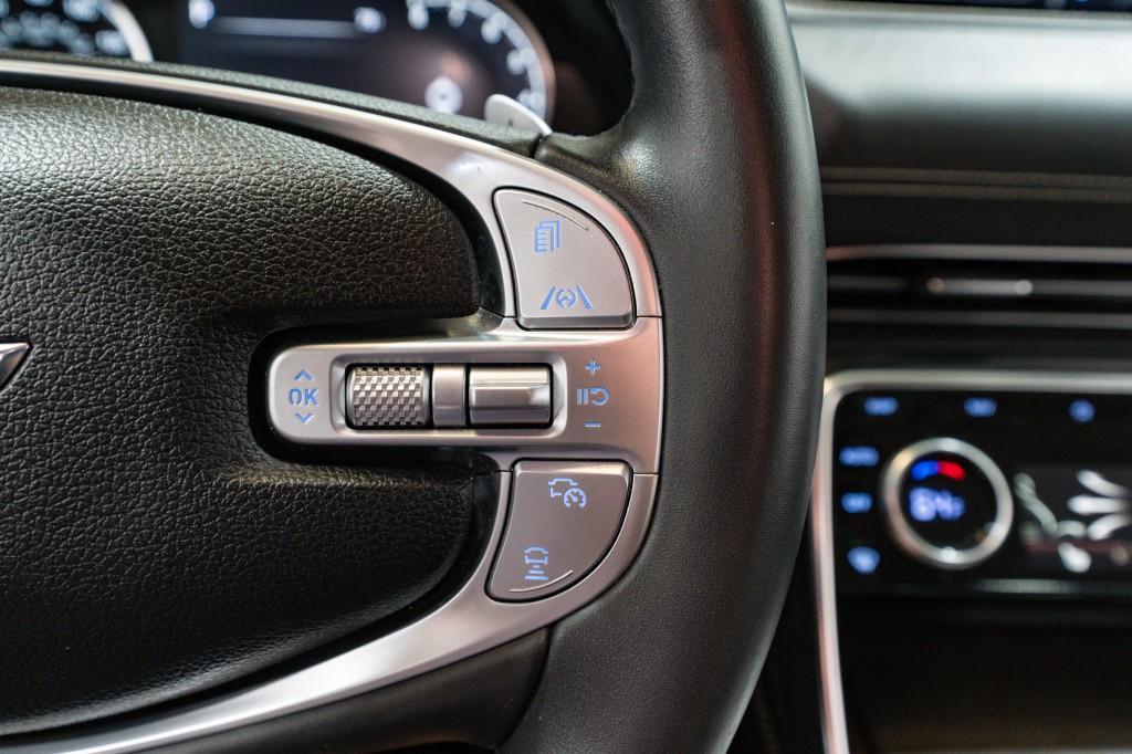 2024 Genesis GV80 Image 28