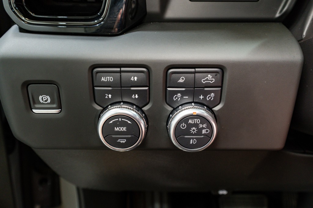 2024 GMC Sierra 1500 Image 32