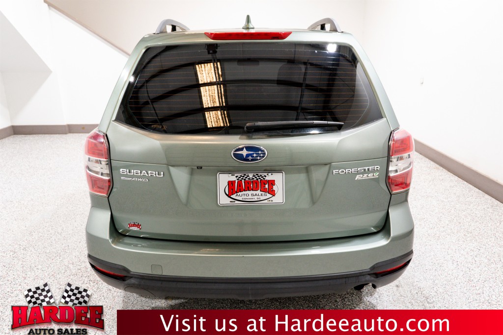 2016 Subaru Forester Image 4
