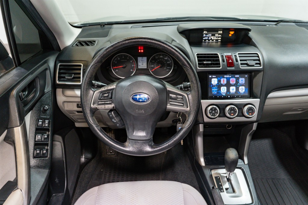2016 Subaru Forester Image 11