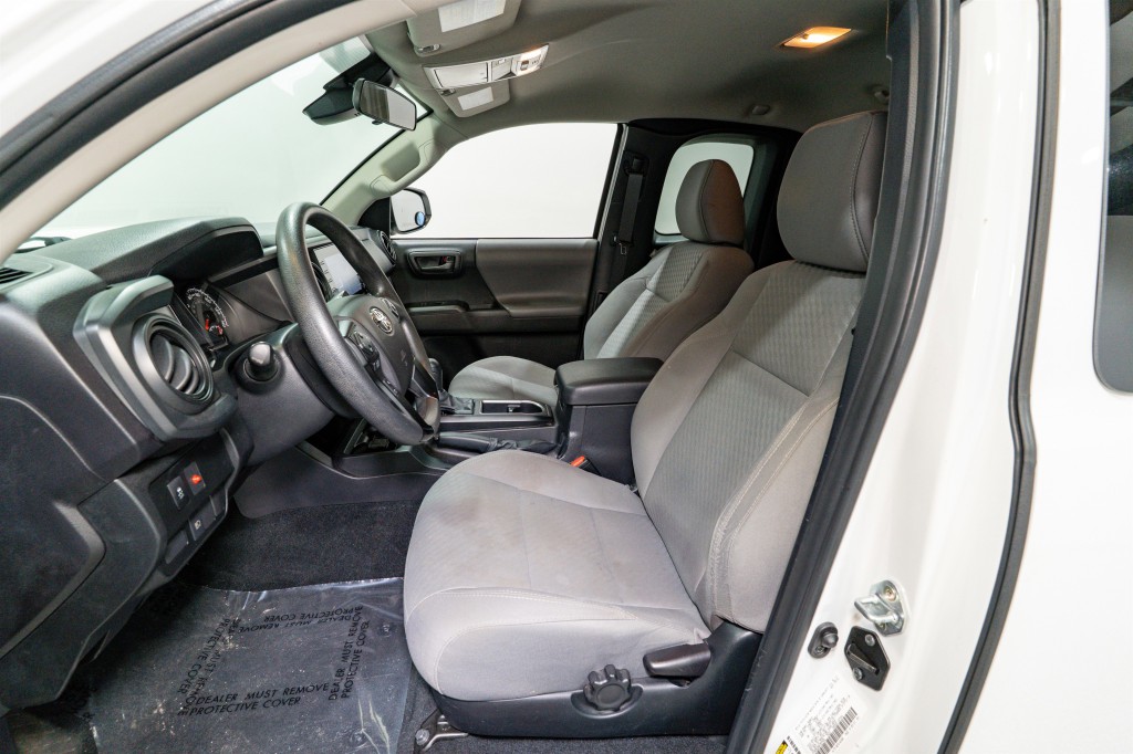 2022 Toyota Tacoma Image 18