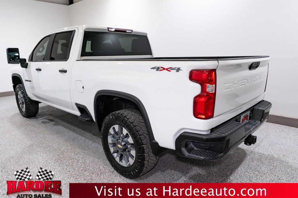 2021 Chevrolet Silverado 1500 Image 3