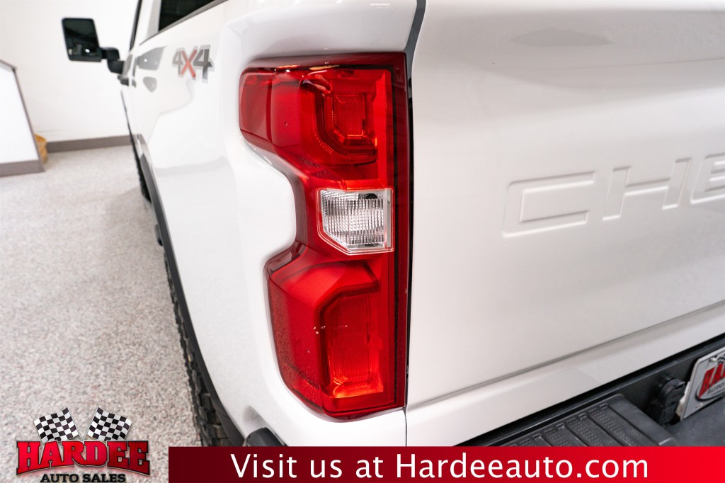 2021 Chevrolet Silverado 1500 Image 9