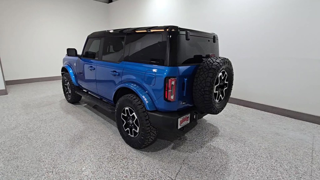 2024 Ford Bronco Image 2