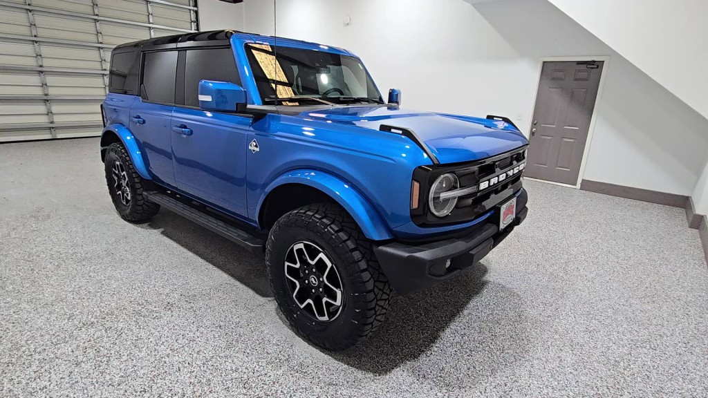 2024 Ford Bronco Image 3