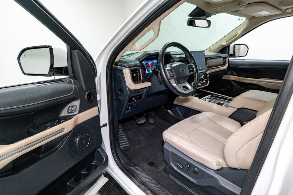 2024 Ford Expedition Image 12