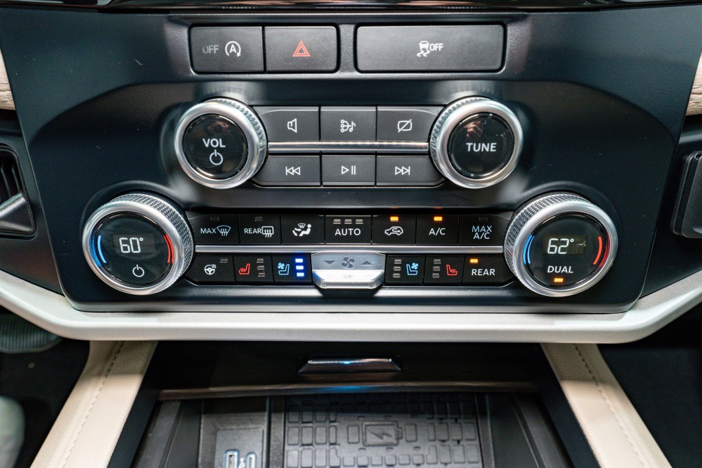 2024 Ford Expedition Image 24