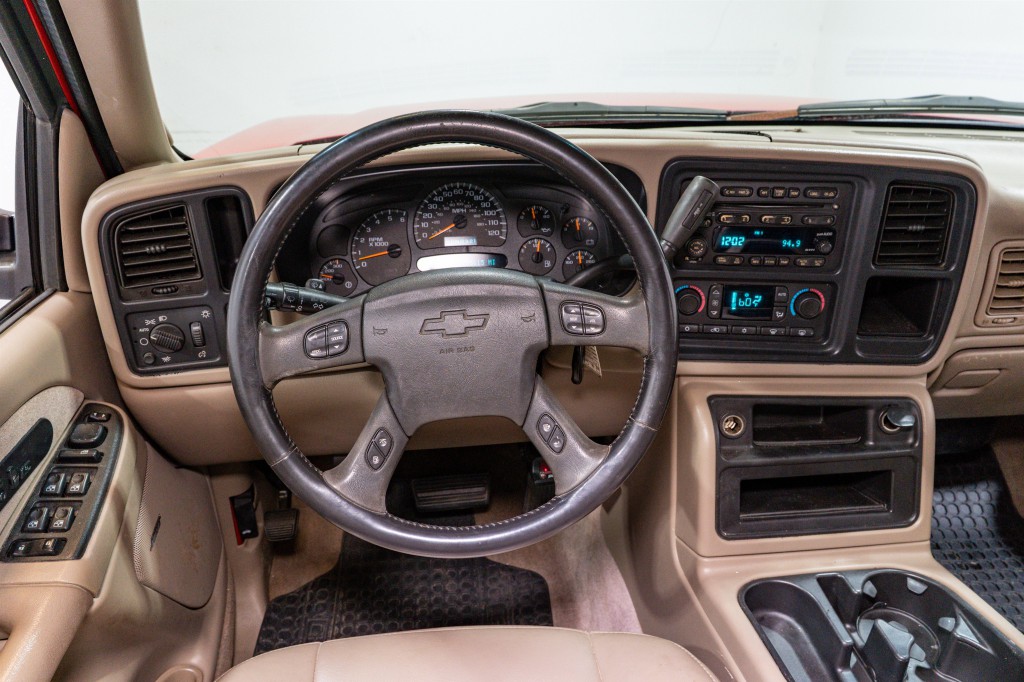 2003 Chevrolet Silverado 1500 Image 10