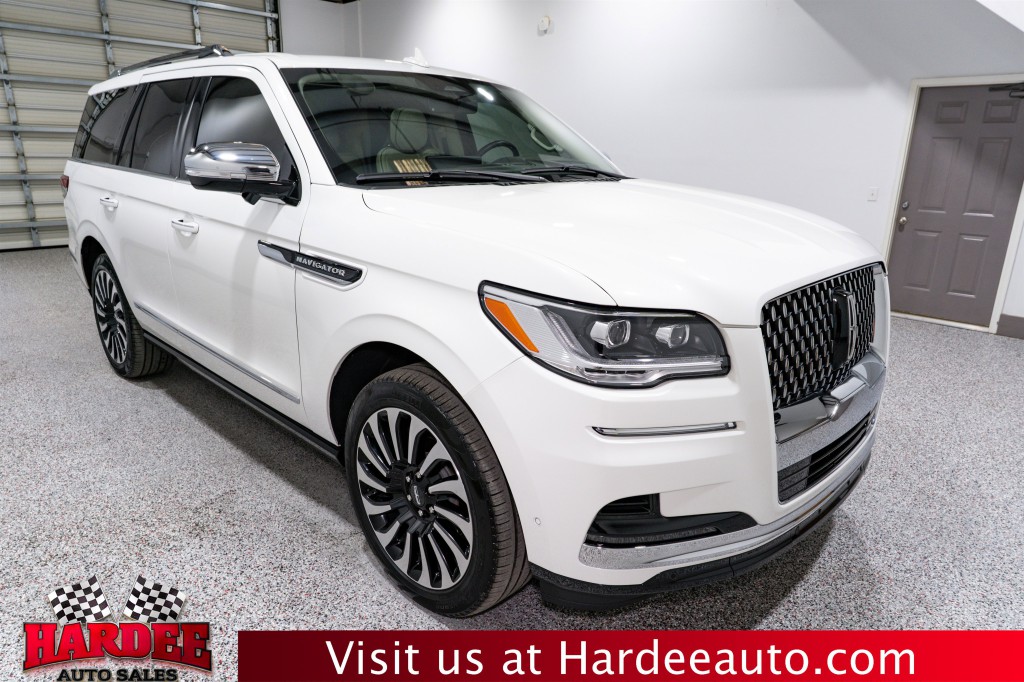 2024 Lincoln Navigator Image 6