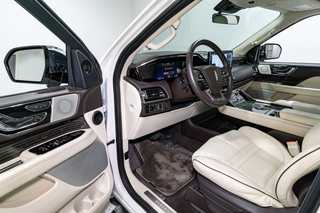 2024 Lincoln Navigator Image 14