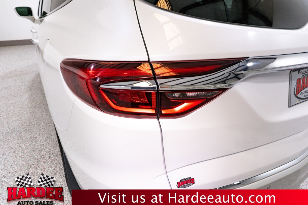 2019 Buick Enclave Image 9