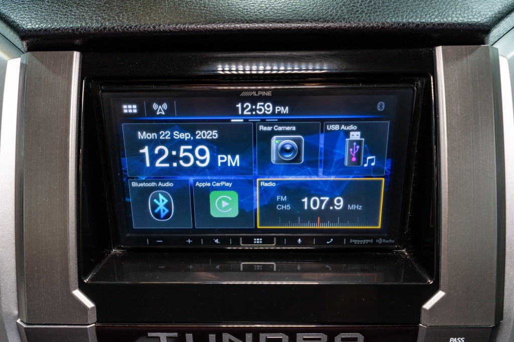 2019 Toyota Tundra Image 17