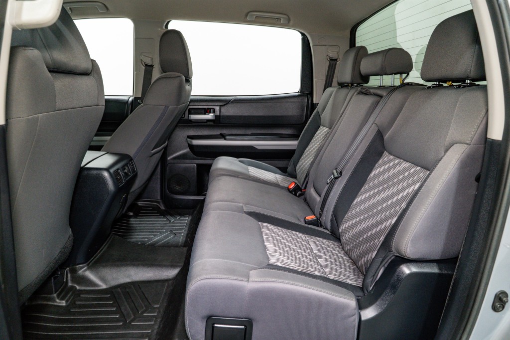 2019 Toyota Tundra Image 32