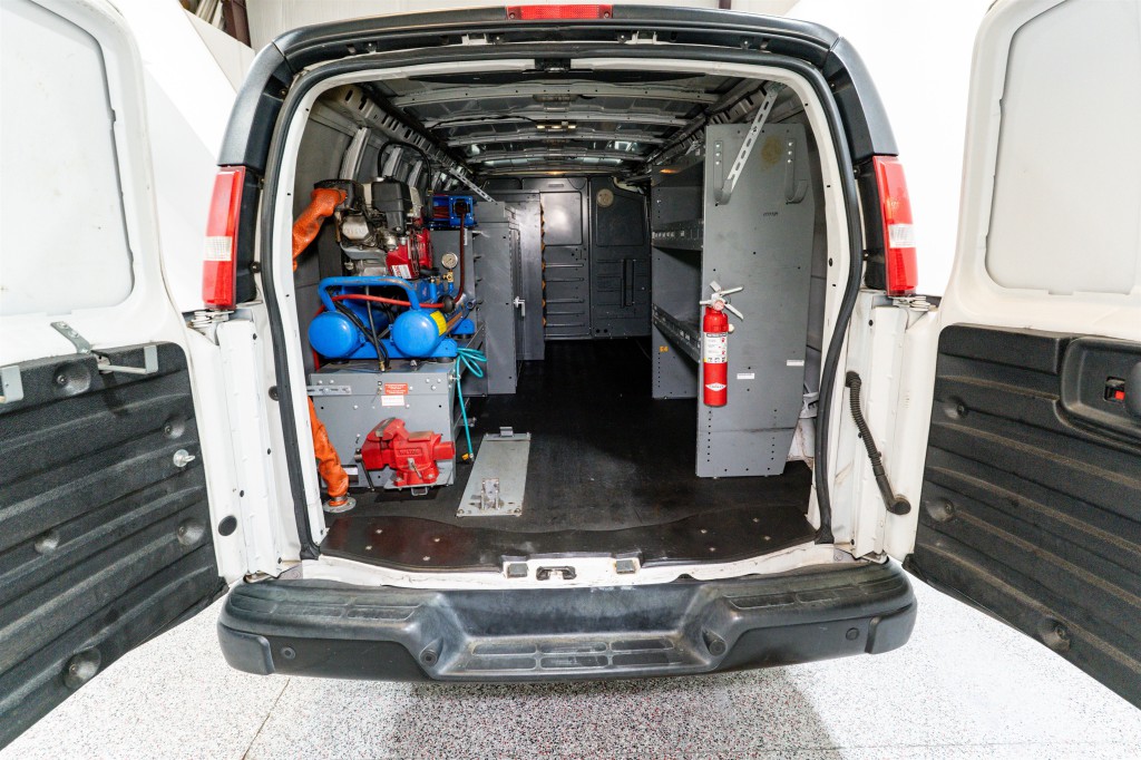 2018 Chevrolet Express Image 11