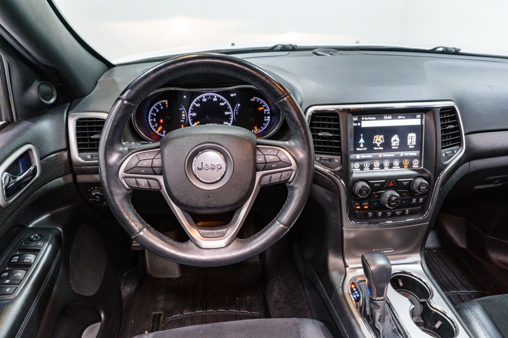 2018 Jeep Grand Cherokee Image 11