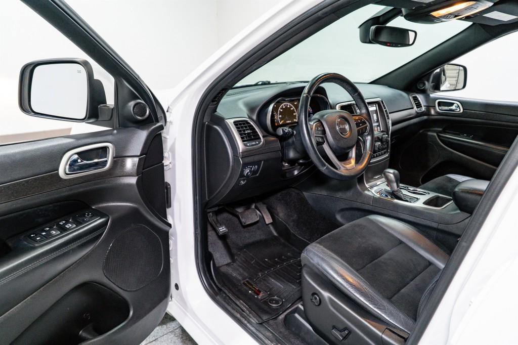 2018 Jeep Grand Cherokee Image 12