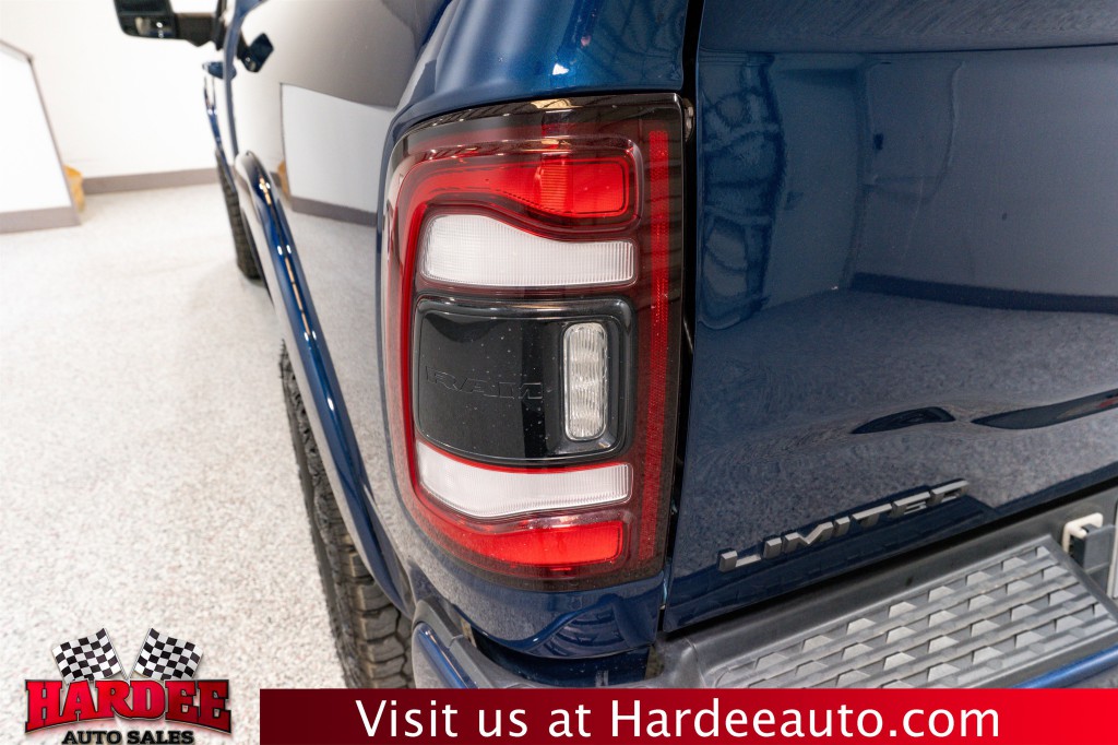 2024 RAM 2500 Image 9