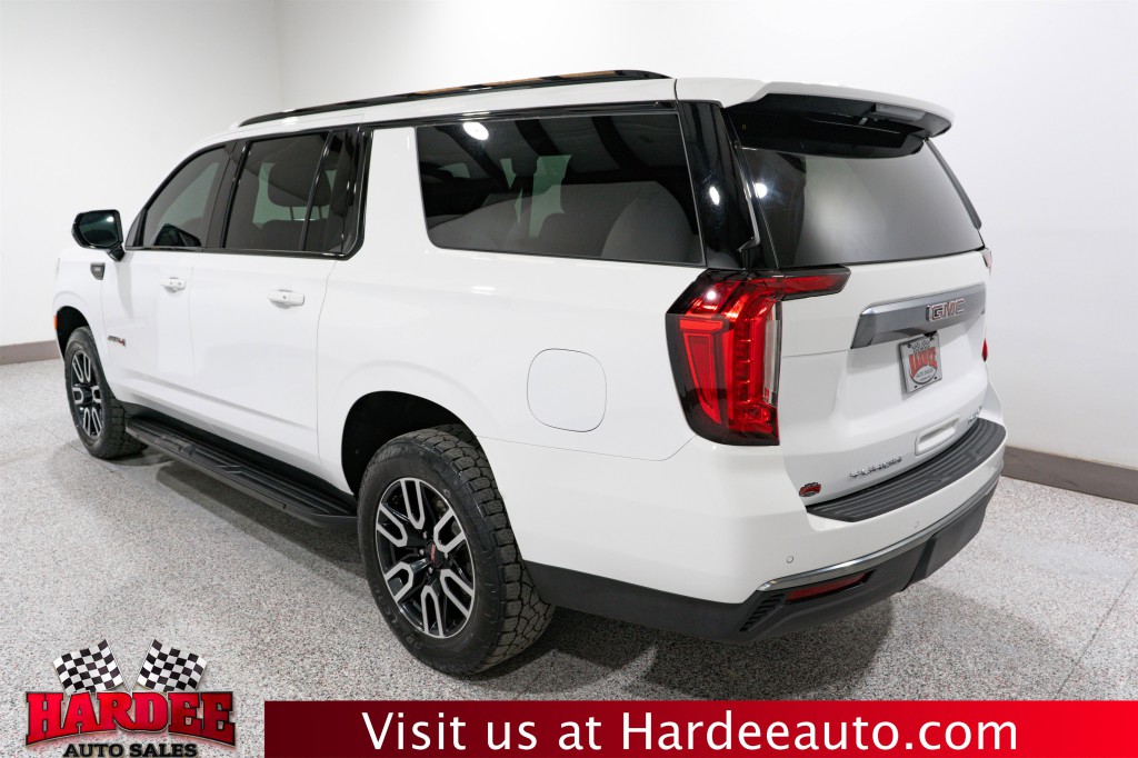 2024 GMC Yukon Image 3