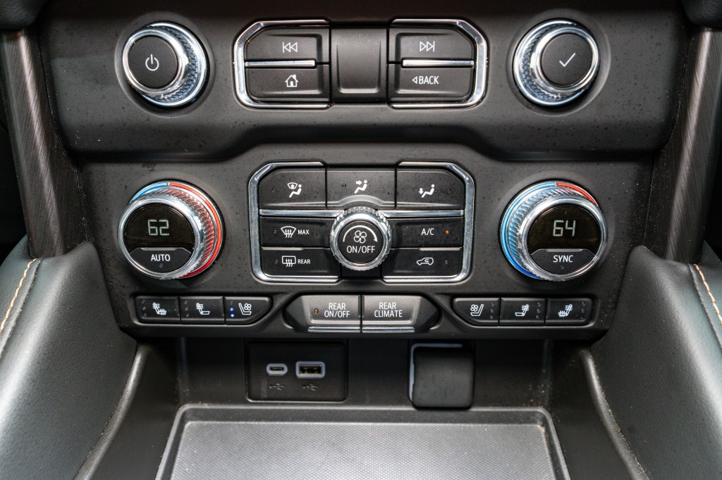 2024 GMC Yukon Image 22
