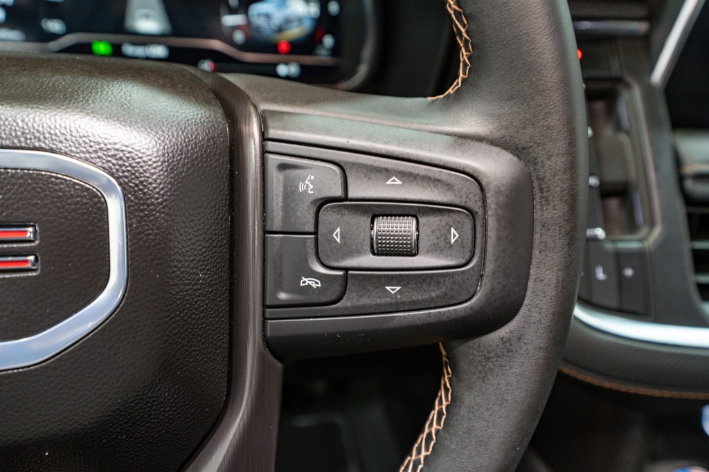 2024 GMC Yukon Image 27