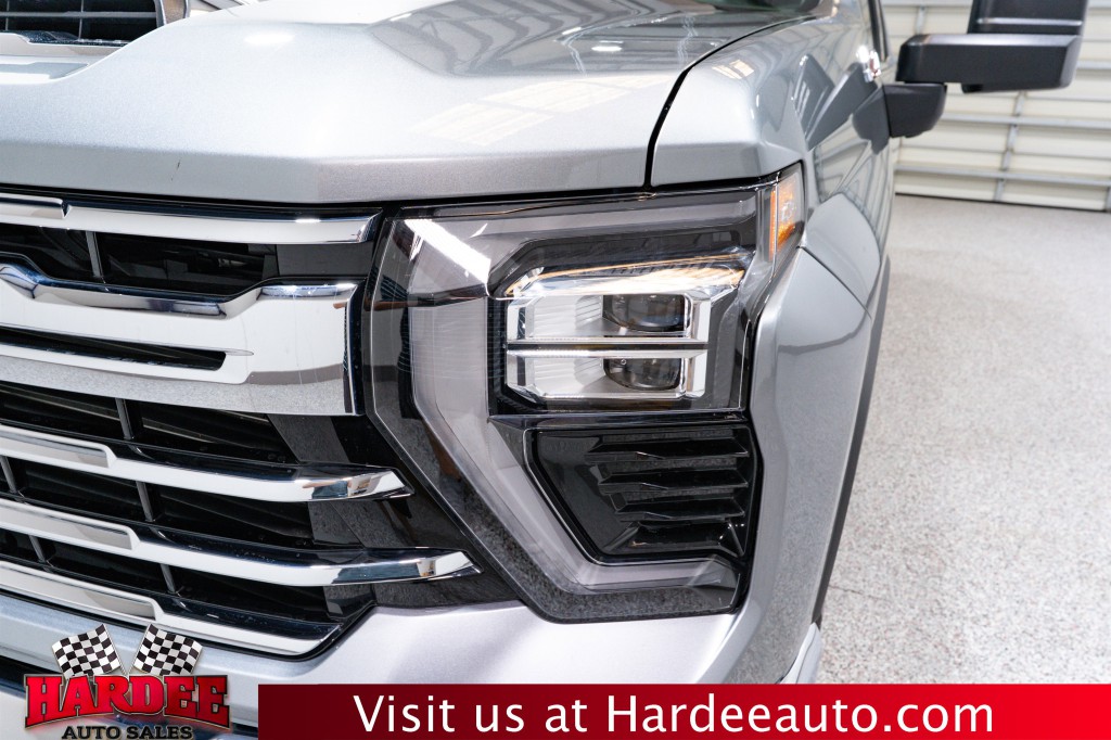2024 Chevrolet Silverado 1500 Image 8
