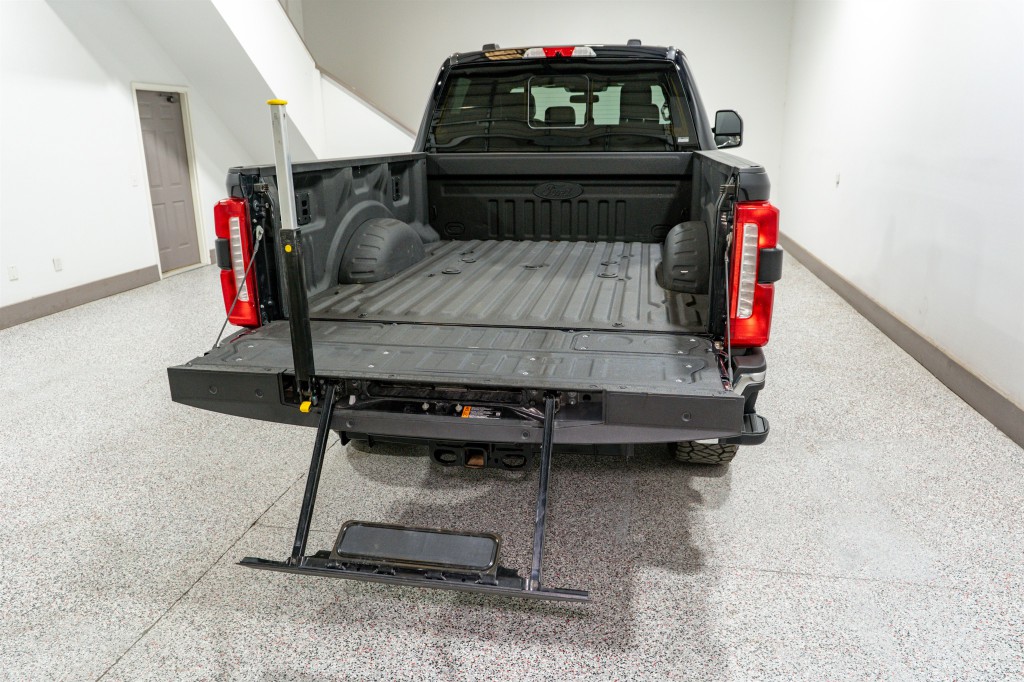 2024 Ford F-250 Image 11