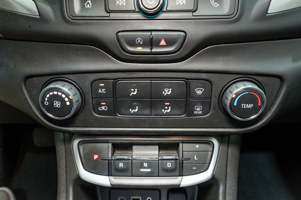 2022 GMC Terrain Image 18