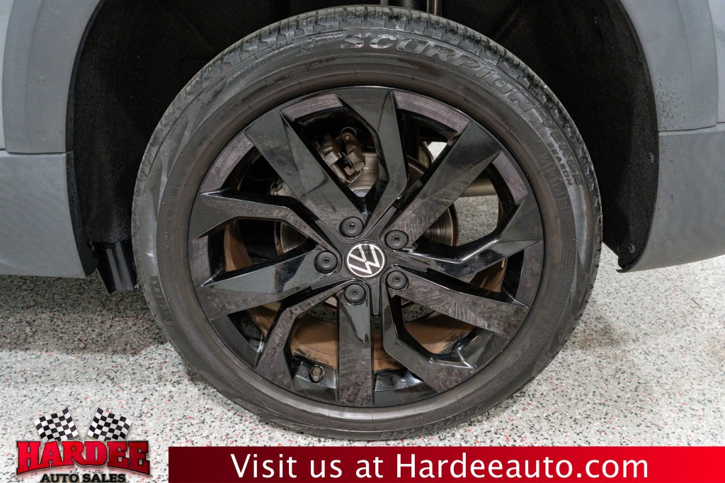 2022 Volkswagen Taos Image 10