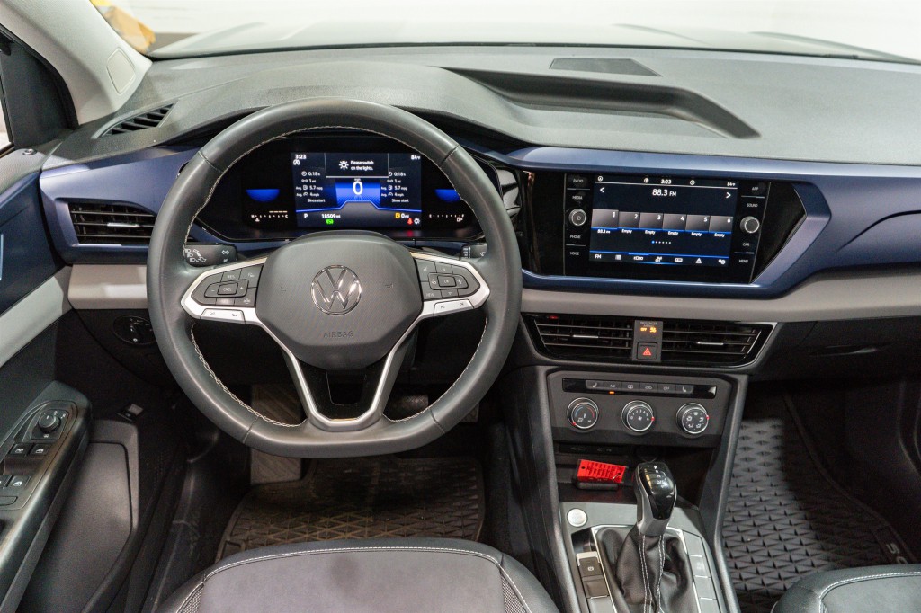 2022 Volkswagen Taos Image 11