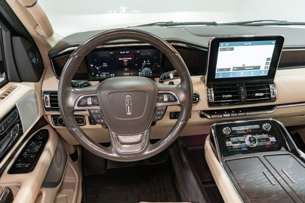 2021 Lincoln Navigator Image 12