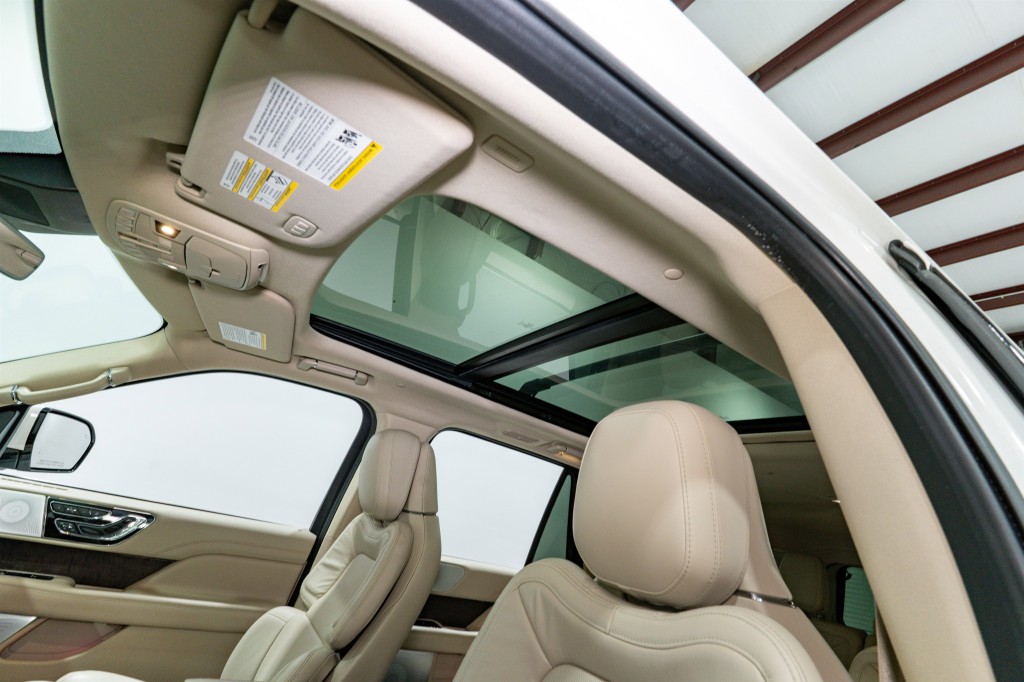 2021 Lincoln Navigator Image 18