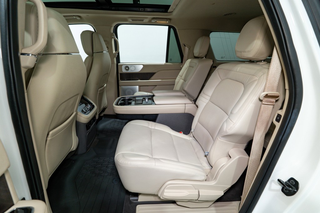 2021 Lincoln Navigator Image 34