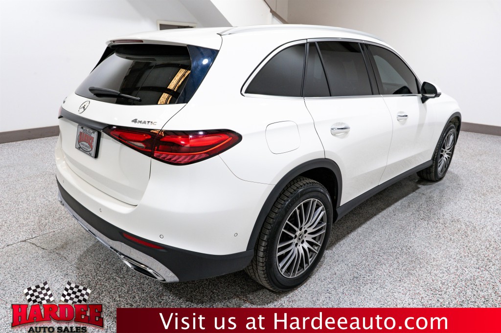 2023 Mercedes-Benz GLC-Class Image 5