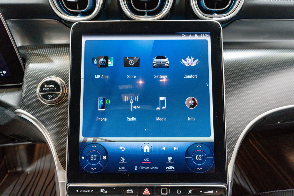 2023 Mercedes-Benz GLC-Class Image 19