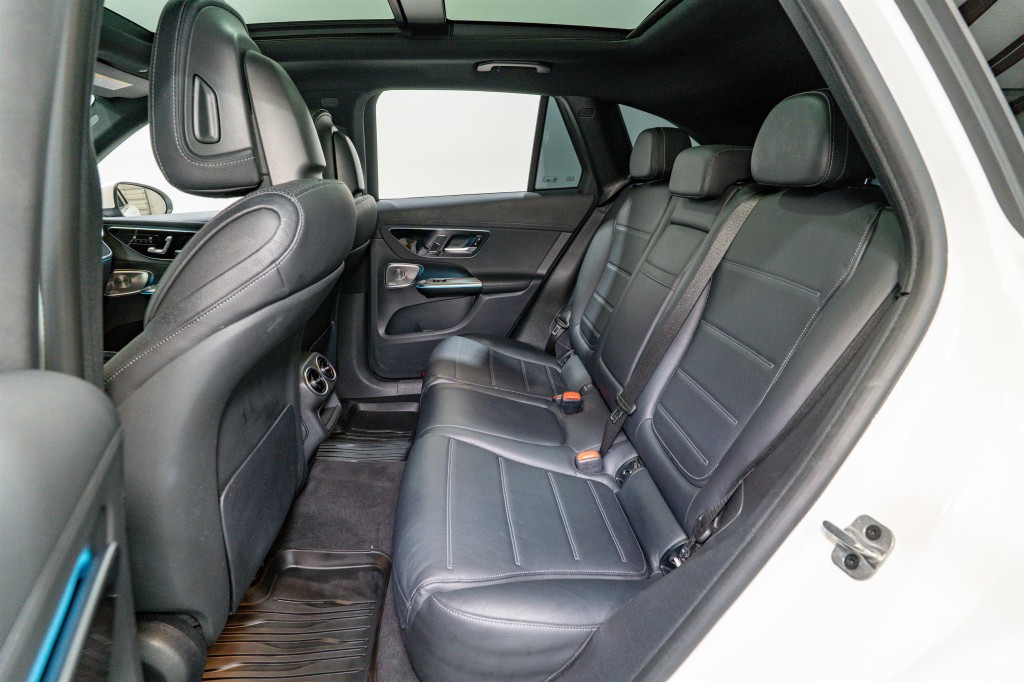 2023 Mercedes-Benz GLC-Class Image 30