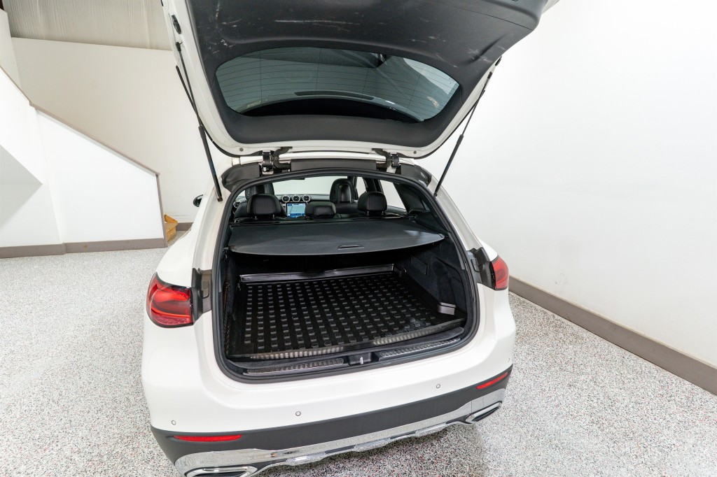 2023 Mercedes-Benz GLC-Class Image 31