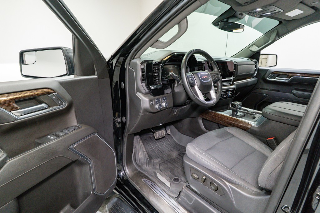 2023 GMC Sierra 1500 Image 14
