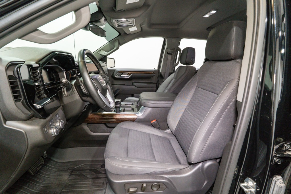 2023 GMC Sierra 1500 Image 15