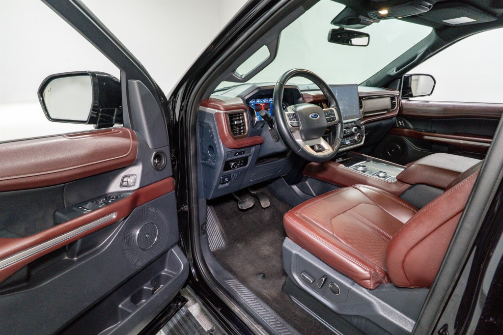 2023 Ford Expedition Image 13