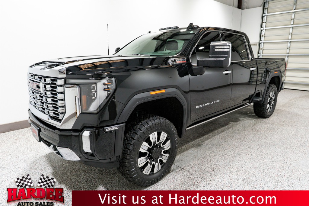 2024 GMC Sierra 2500 Image 2