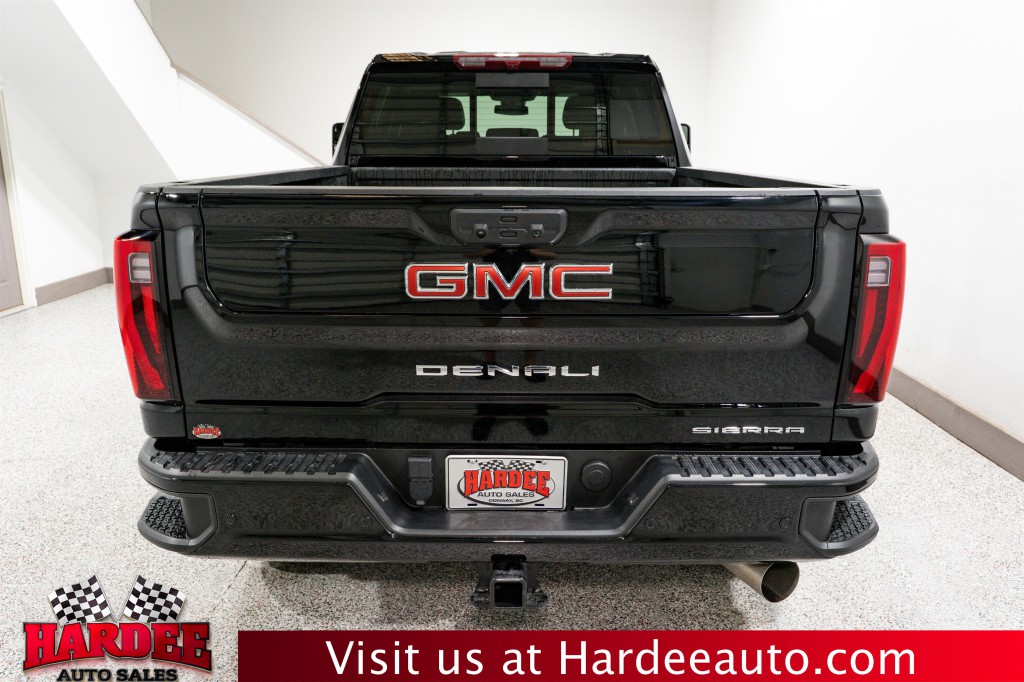 2024 GMC Sierra 2500 Image 4