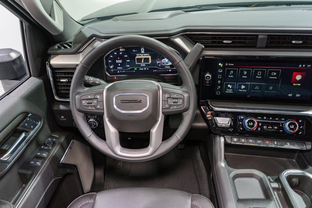 2024 GMC Sierra 2500 Image 12