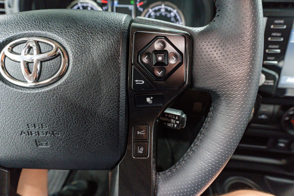 2022 Toyota 4Runner Image 25