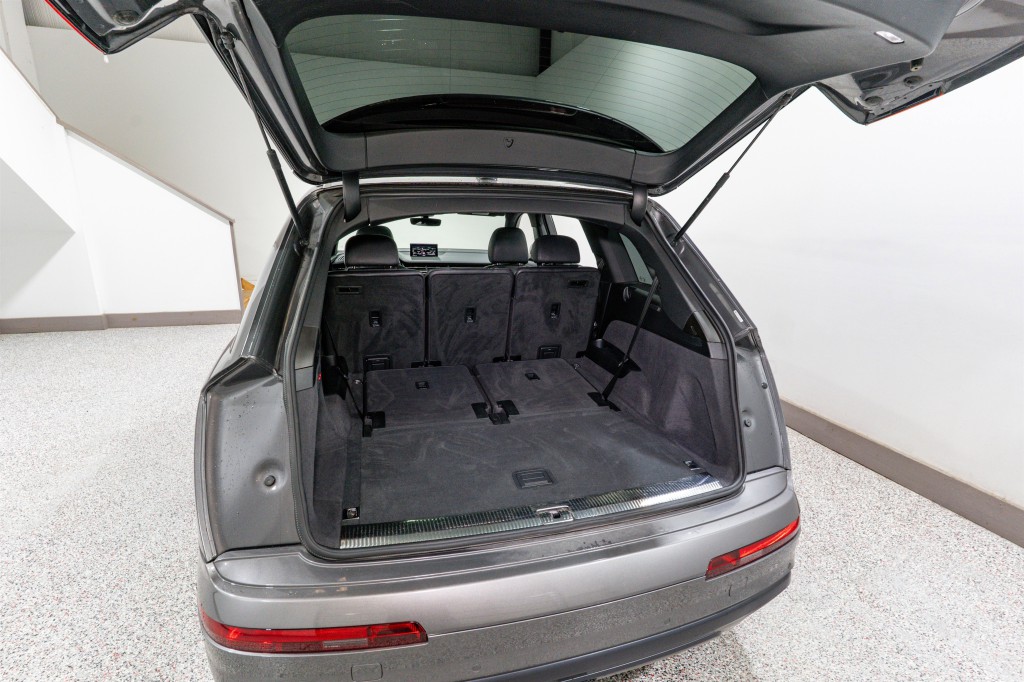 2019 Audi Q7 Image 36